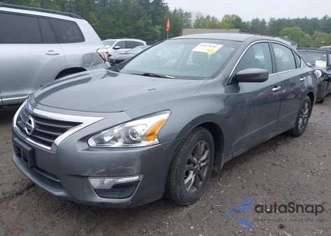 2015 Nissan Altima 2.5 S из США, поврежденный, VIN 1N4AL3AP7FN910075